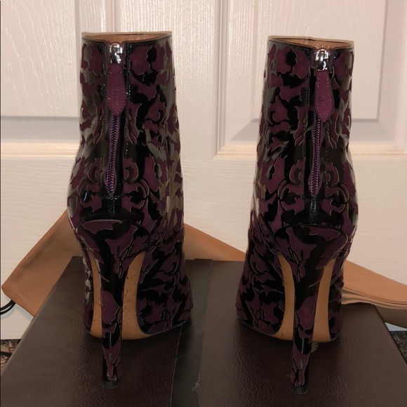 ALAiA BOOTS - Picture 3 of 8